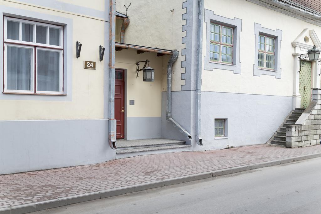 Saaresalu City Center Apartment Pärnu Exteriör bild
